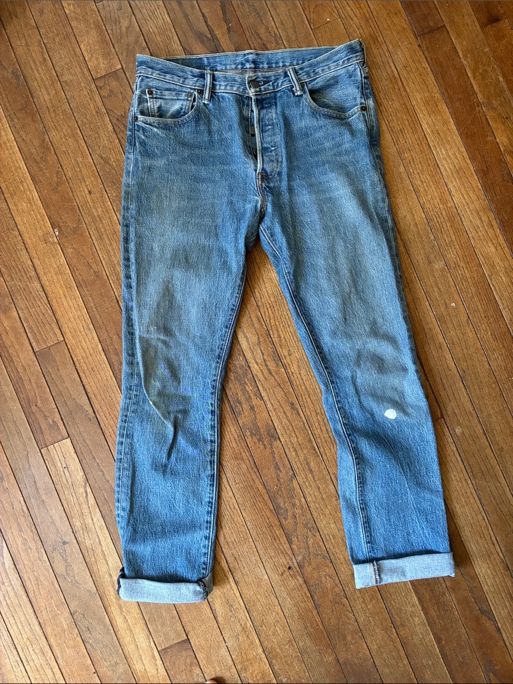 501 Levis button fly size 30x32